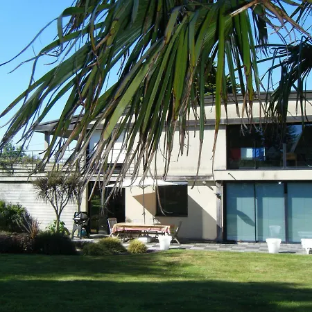 D'hote A Bed & Breakfast *